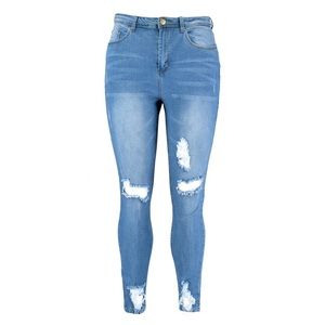 BOOHOO- BRAND NEW DISTRESSED JEANS